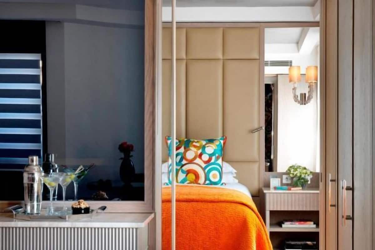 Premium bedding, minibar, in-room safe, individually decorated