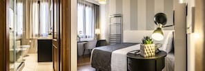 Economy Double Room (Small Bed) | Premium bedding, down duvets, pillow-top beds, minibar