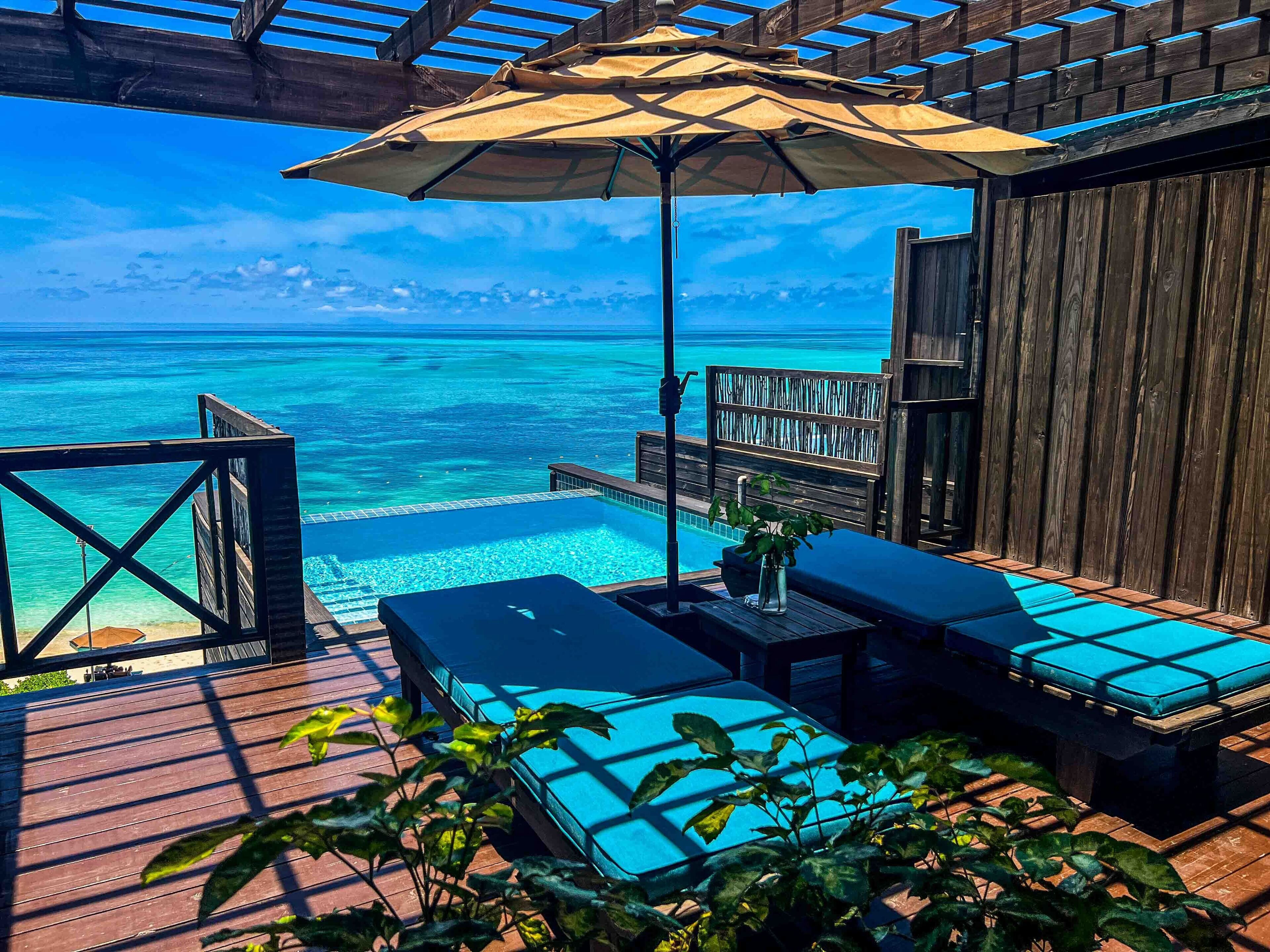 Cottage (Sunset, Plunge Pool)