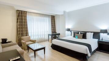 Literie de qualité supérieure, coffres-forts dans les chambres, bureau