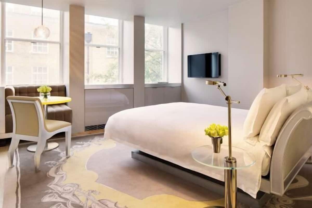 Ropa de cama de alta calidad y minibar