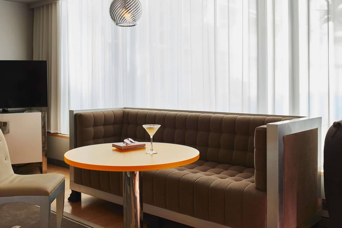Loft Junior Suite | Premium bedding, minibar, in-room safe, desk
