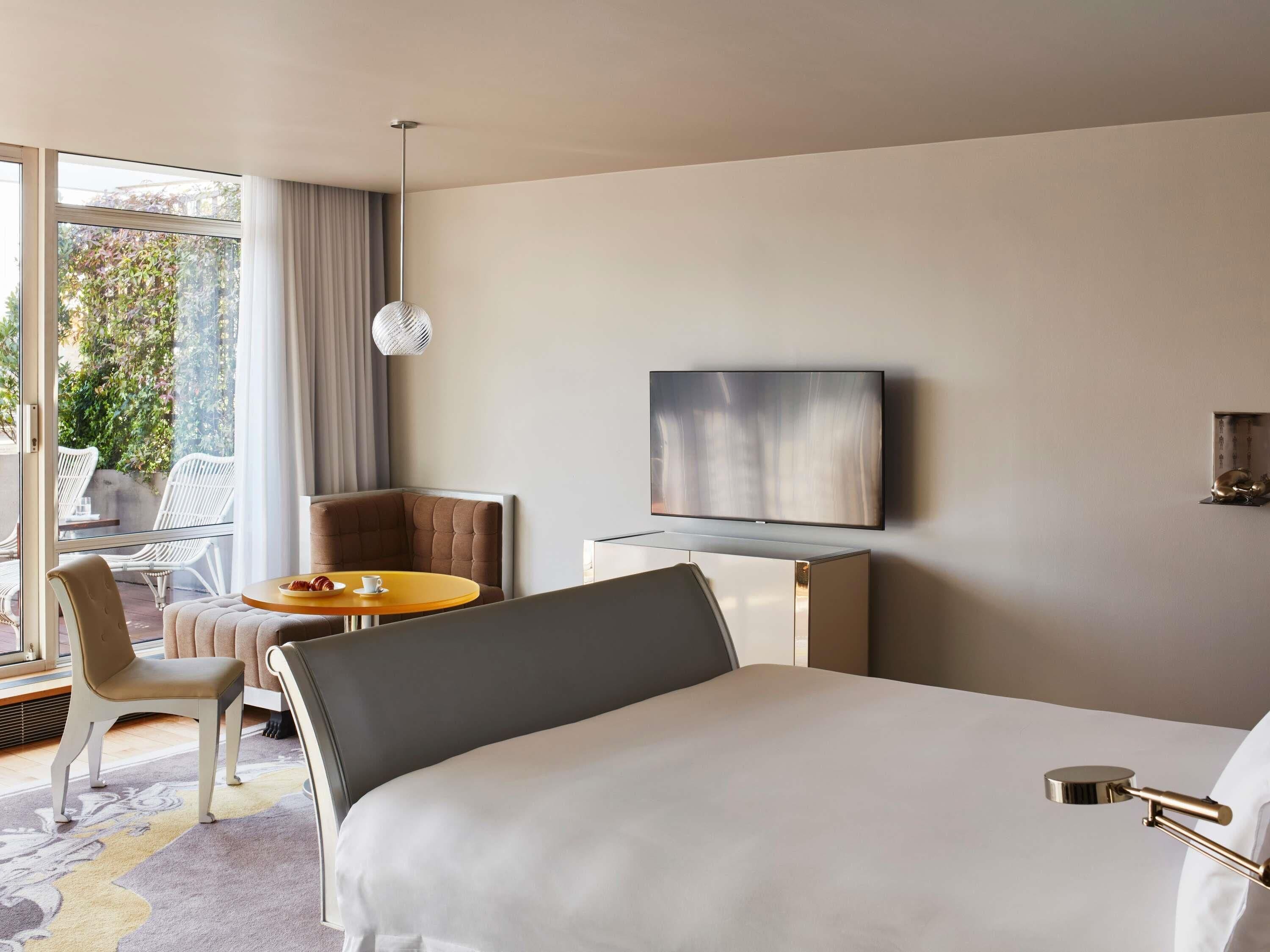 Terrace Suite | Premium bedding, minibar, in-room safe, desk