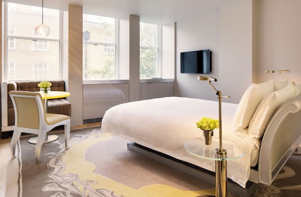 Camera Standard, 1 letto queen | Biancheria da letto di alta qualità, minibar, una cassaforte in camera