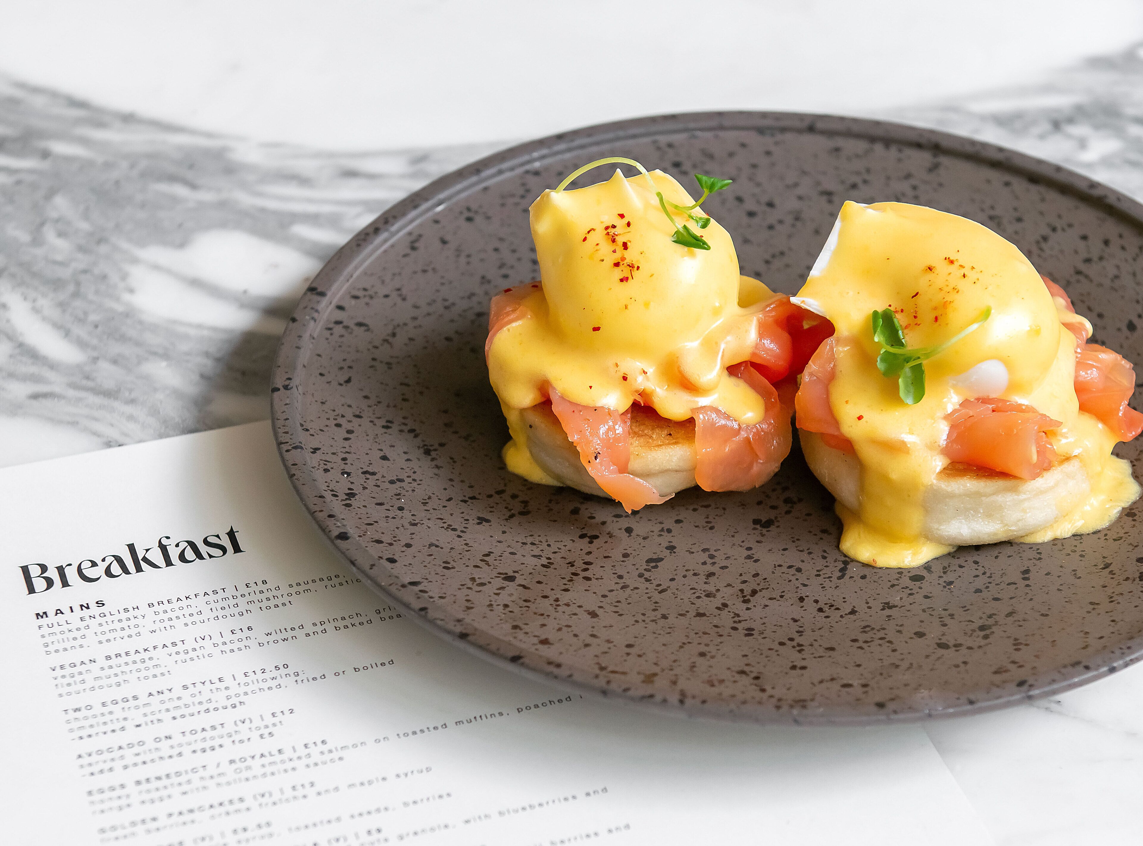 daily full breakfast (gbp 25 per person)