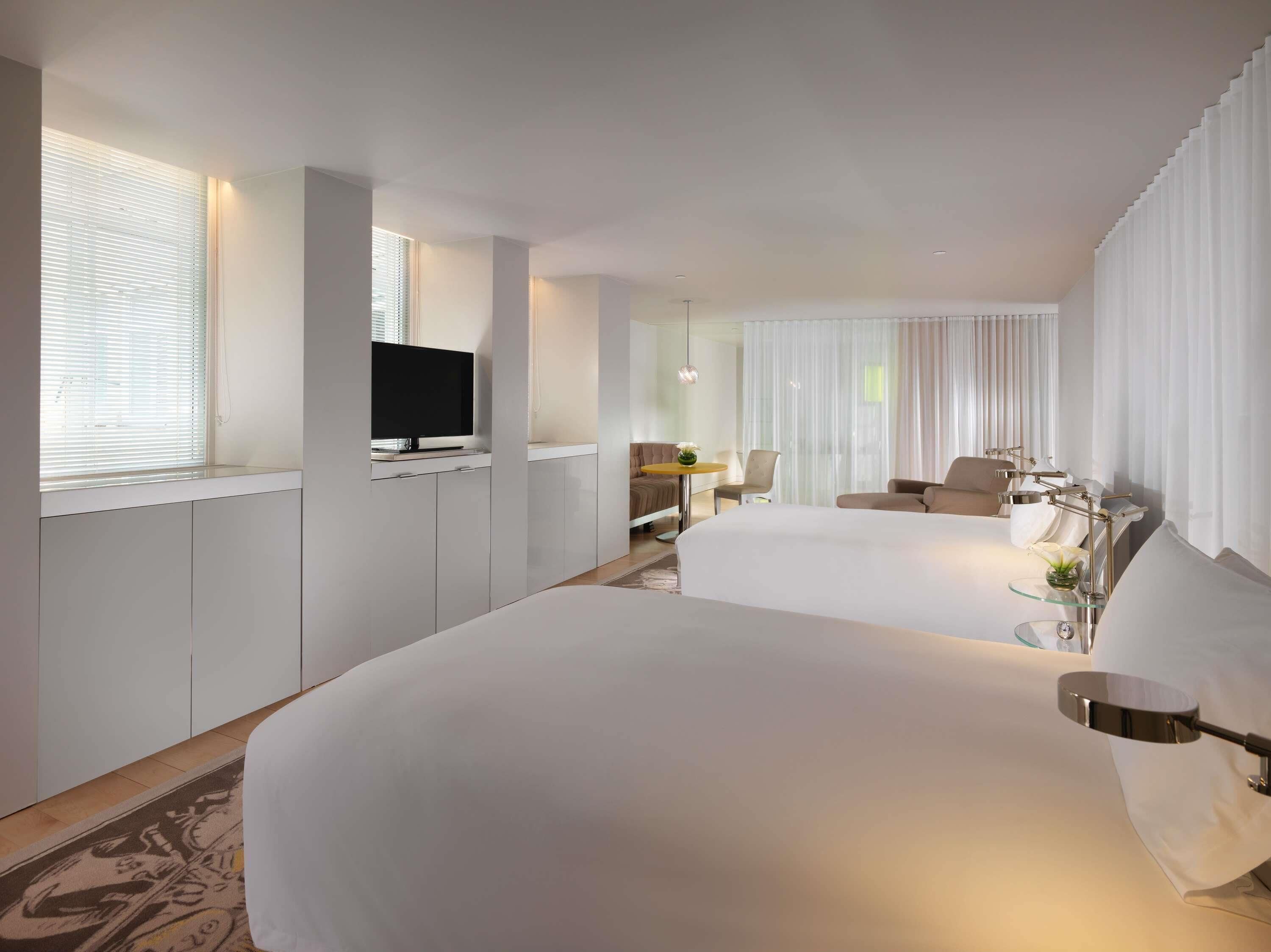 Suite (Loft) | Sengetøy av topp kvalitet, minibar, safe på rommet og skrivebord