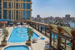 Outdoor pool, pool cabanas (surcharge), pool loungers