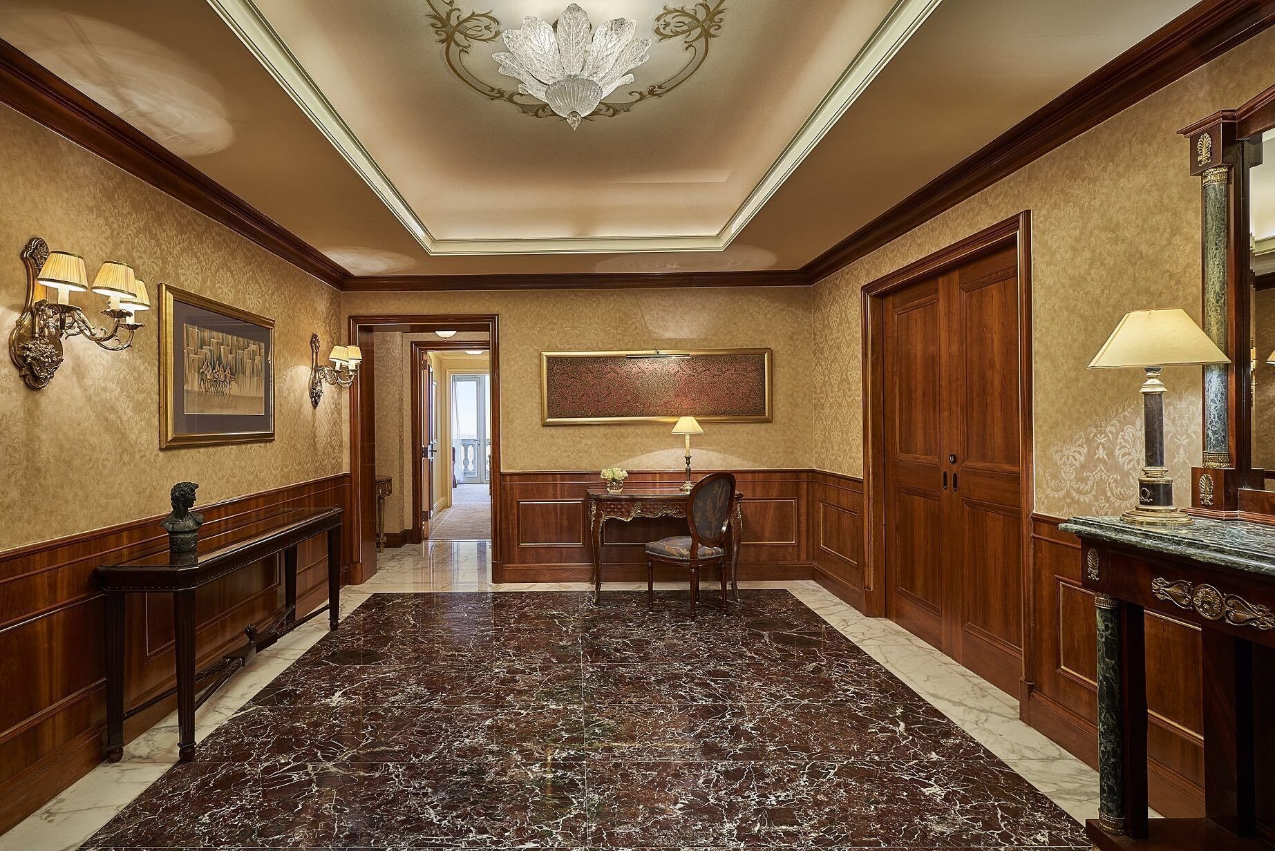 royal suite | egyptian cotton sheets, premium bedding, select comfort beds, minibar