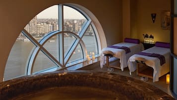 Couples treatment rooms, hot tub, body treatments, body scrubs, facials