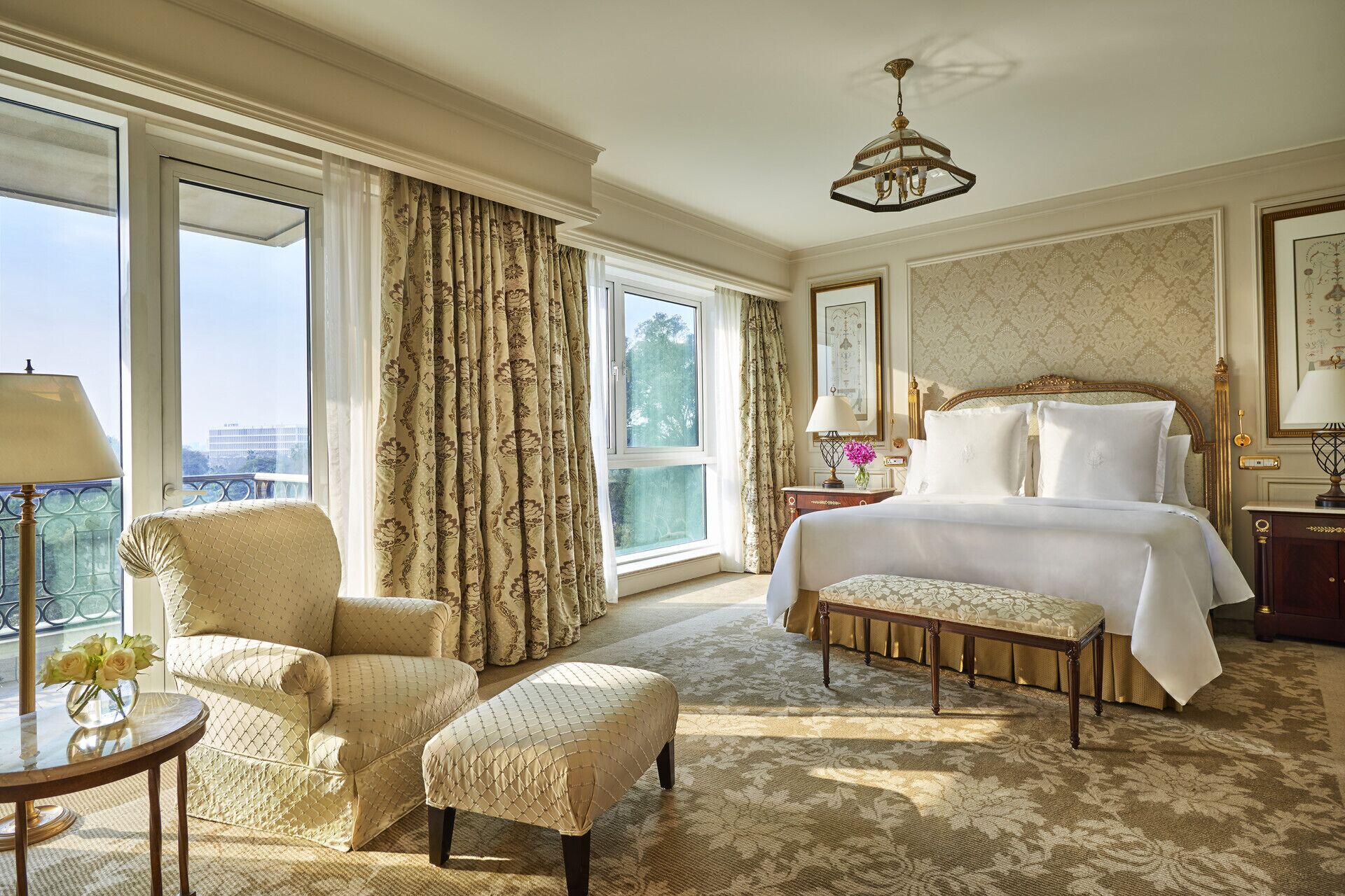suite (diplomatic) | egyptian cotton sheets, premium bedding, select comfort beds, minibar