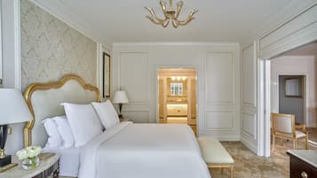 جناح تنفيذي | ملاءات من القطن المصري وأغطية فراش متميزة وأسرّة سليكت كومفورت وميني بار