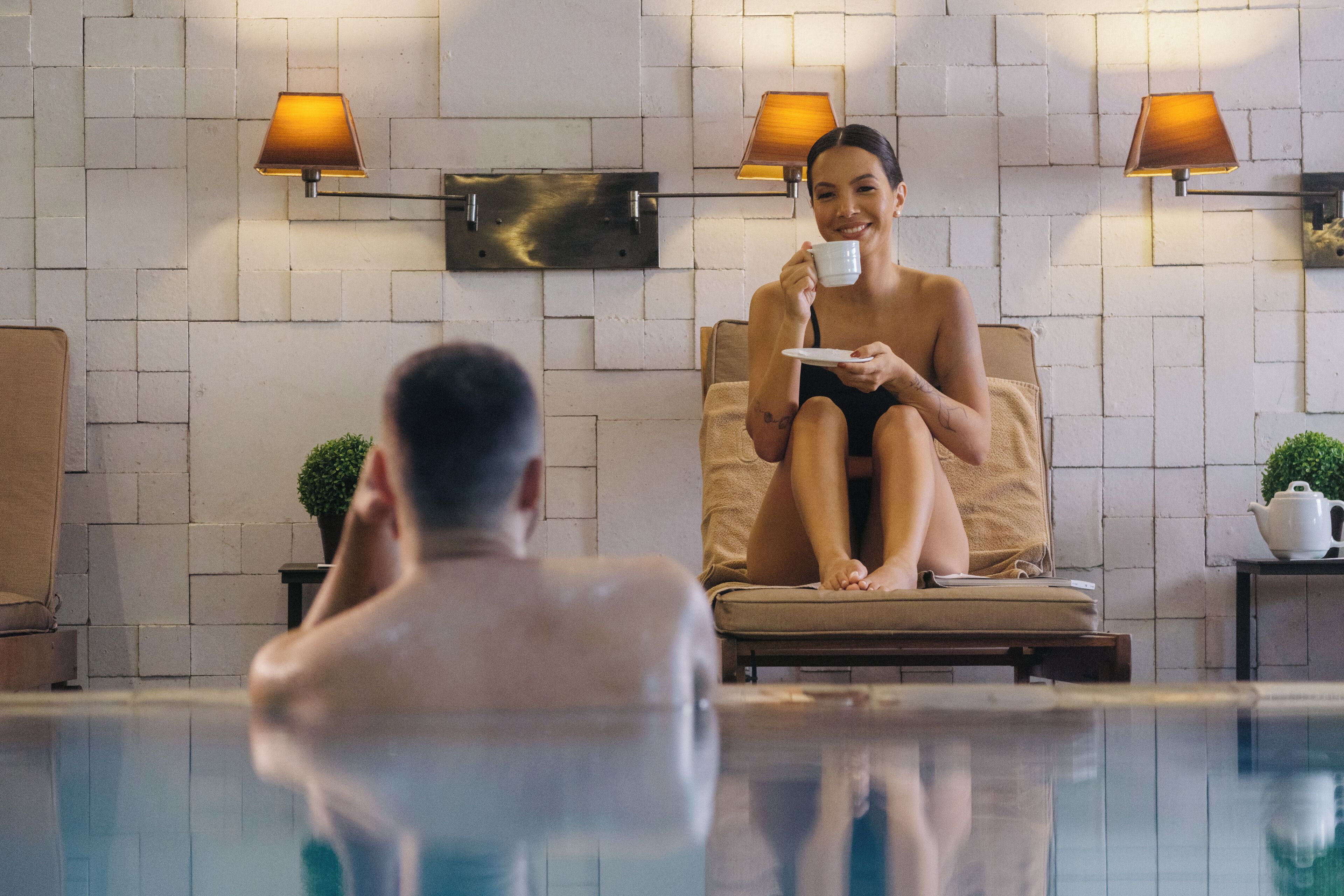 Salas para tratamentos a dois, sauna seca, banheira de hidromassagem