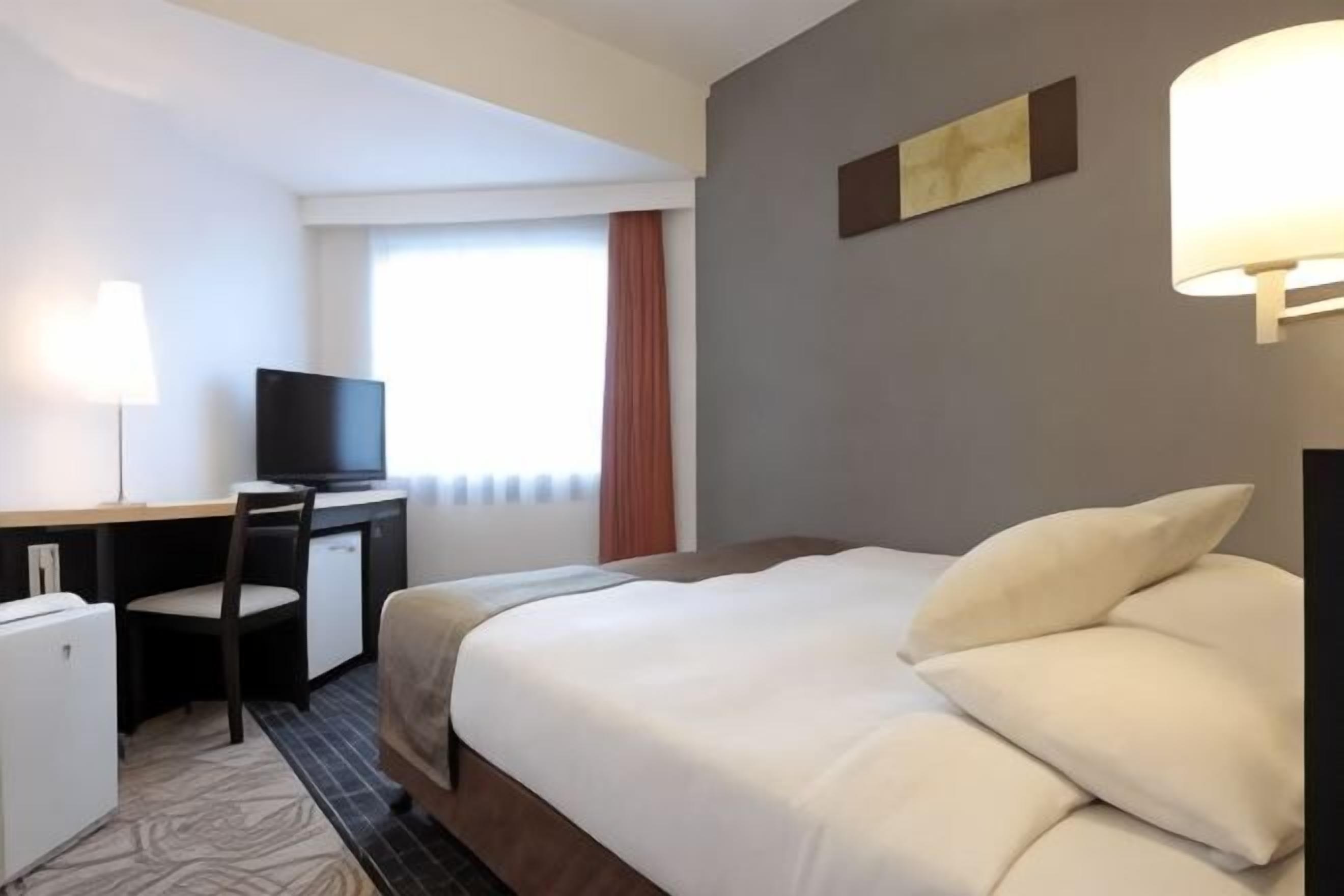 熨斗/熨衣板、免費無線上網、床單