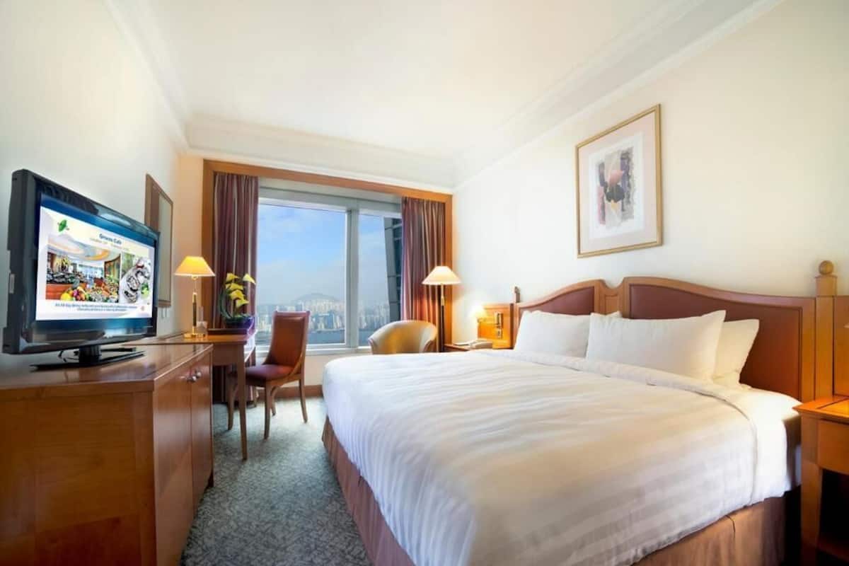 Minibar, in-room safe, desk, blackout drapes