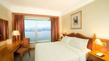 Chambre Supérieure, vue partielle sur la mer | Vue de la chambre