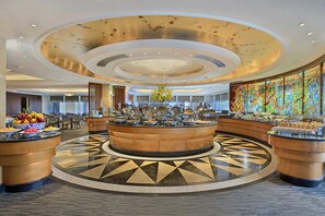 미니바, 객실 내 금고, 책상, 암막 커튼