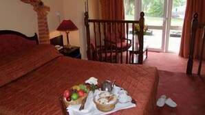 Room service – dining - Towers Hotel (COUNTY KERRY)