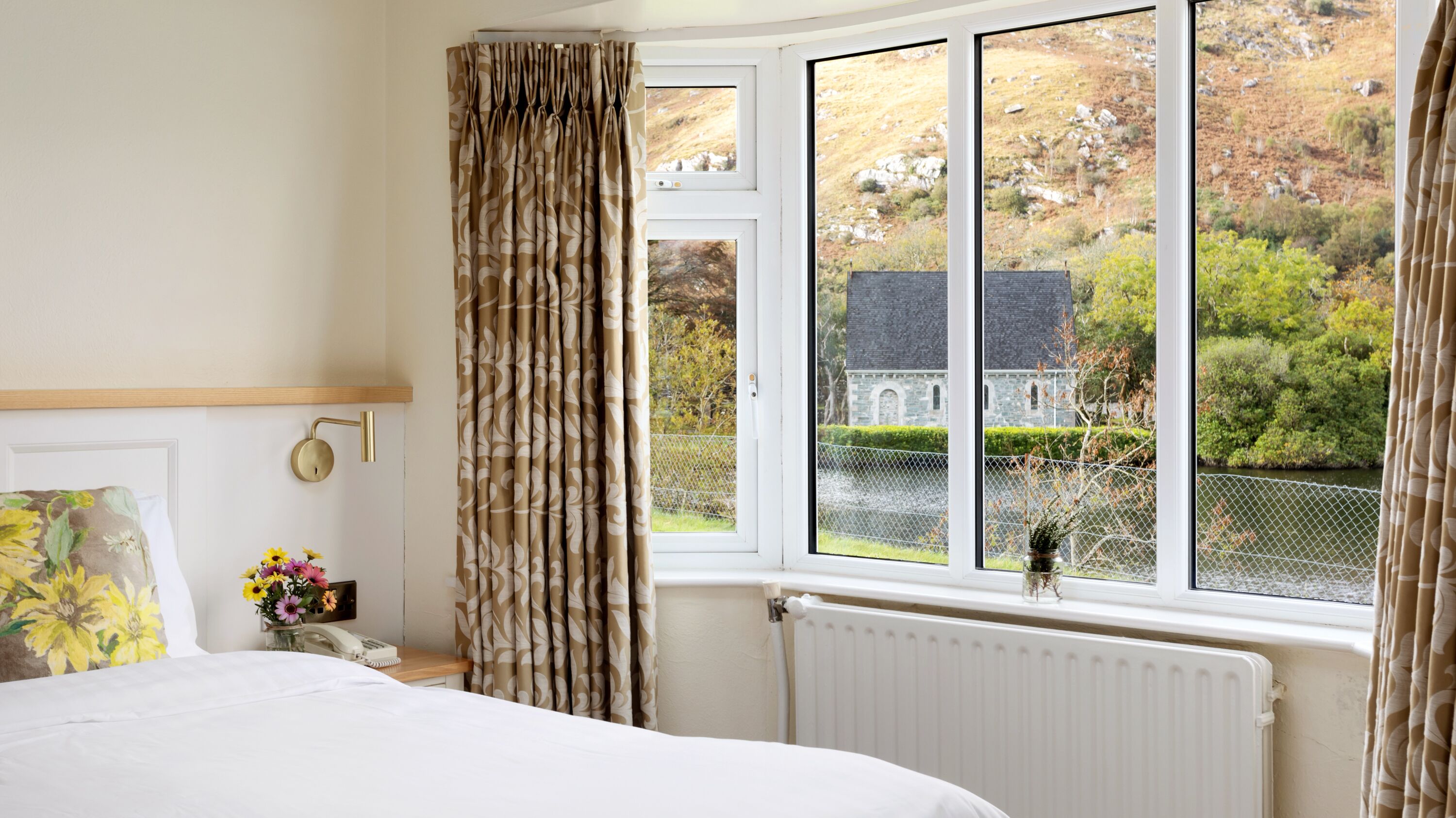 premium double room | 1 bedroom, iron/ironing board, bed sheets, wheelchair access