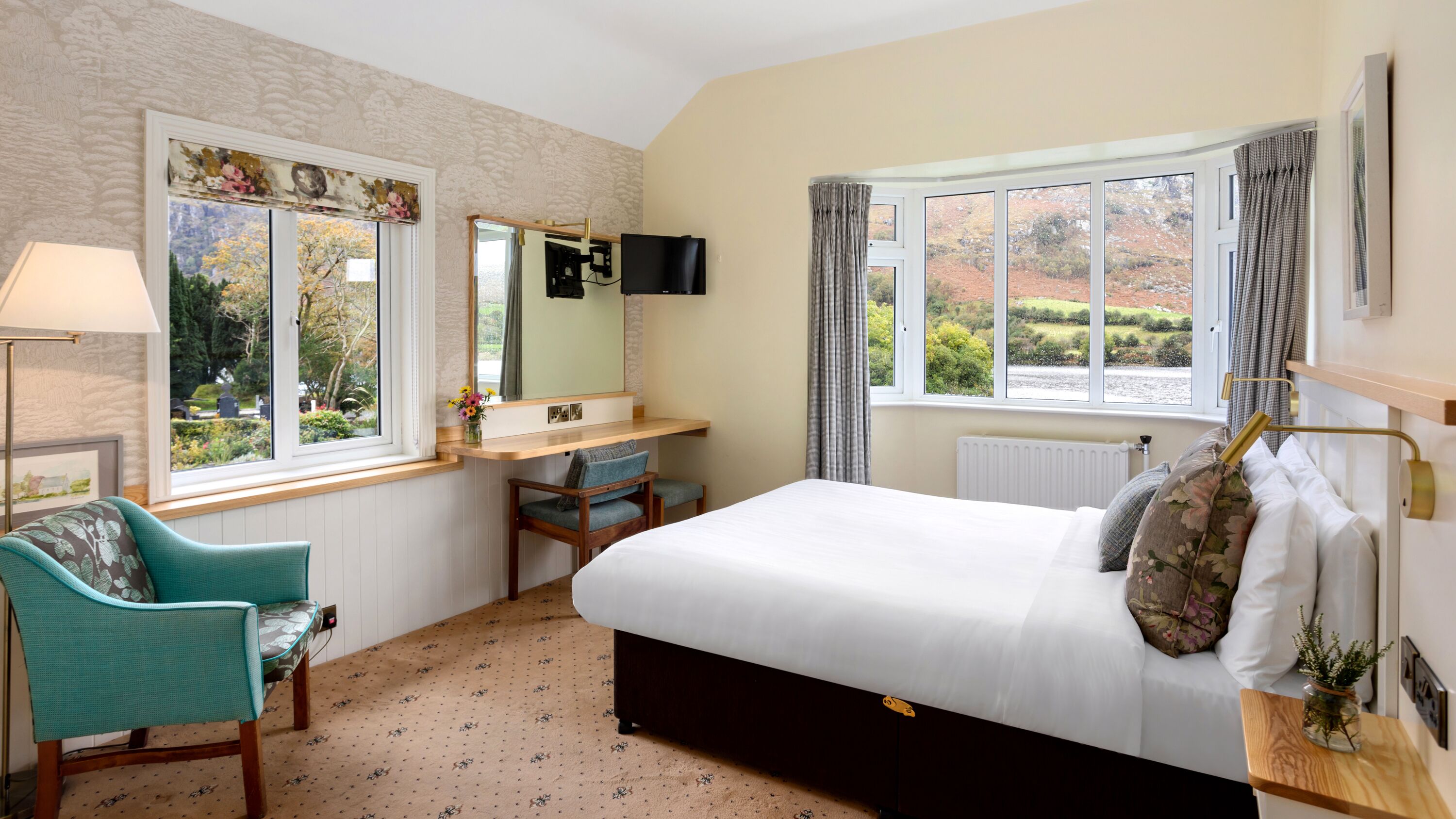 premium double room | 1 bedroom, iron/ironing board, bed sheets, wheelchair access