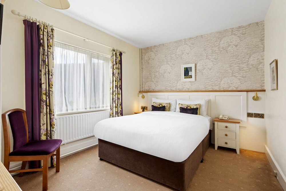 Gougane Barra Hotel by null