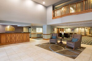 Lobby - Wingate by Wyndham Raleigh South / Garner (Garner)