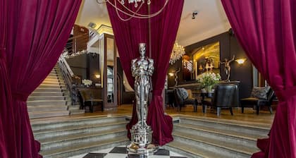 Hotel St Petersbourg