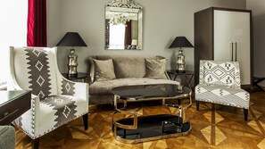 1 Schlafzimmer, hochwertige Bettwaren, Minibar, Zimmersafe