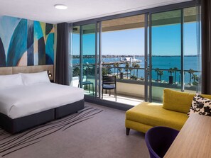 Deluxe Room, 1 King Bed, Bay View | Minibar, in-room safe, desk, laptop workspace