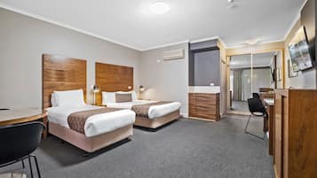 Standard, Queen and Single | Desk, iron/ironing board, rollaway beds, free WiFi