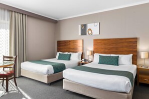 Standard Room, 2 Queen Beds - Quality Hotel Dickson (Dickson)