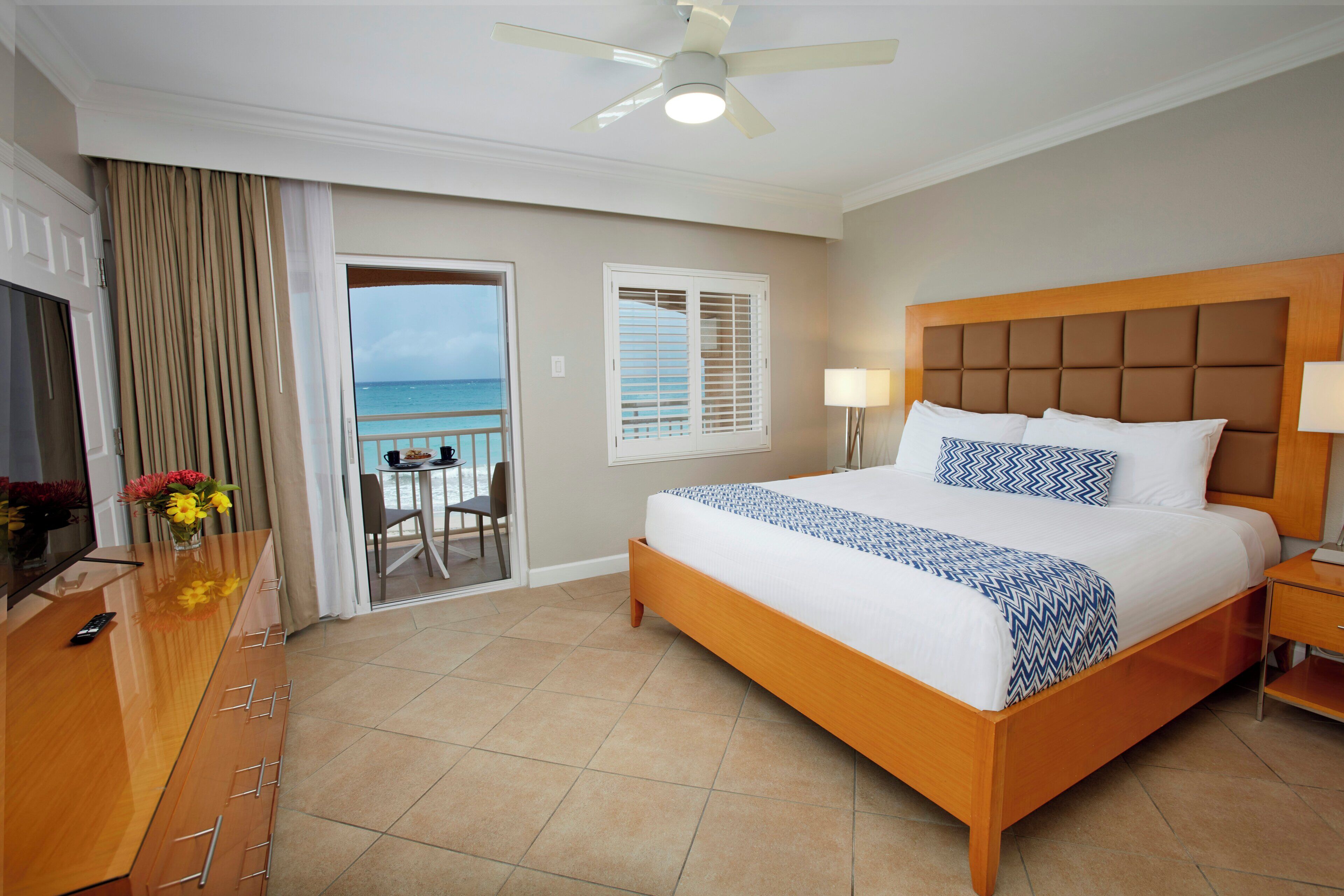 Suite, 1 Bedroom | Pillow-top beds, in-room safe, desk, blackout curtains