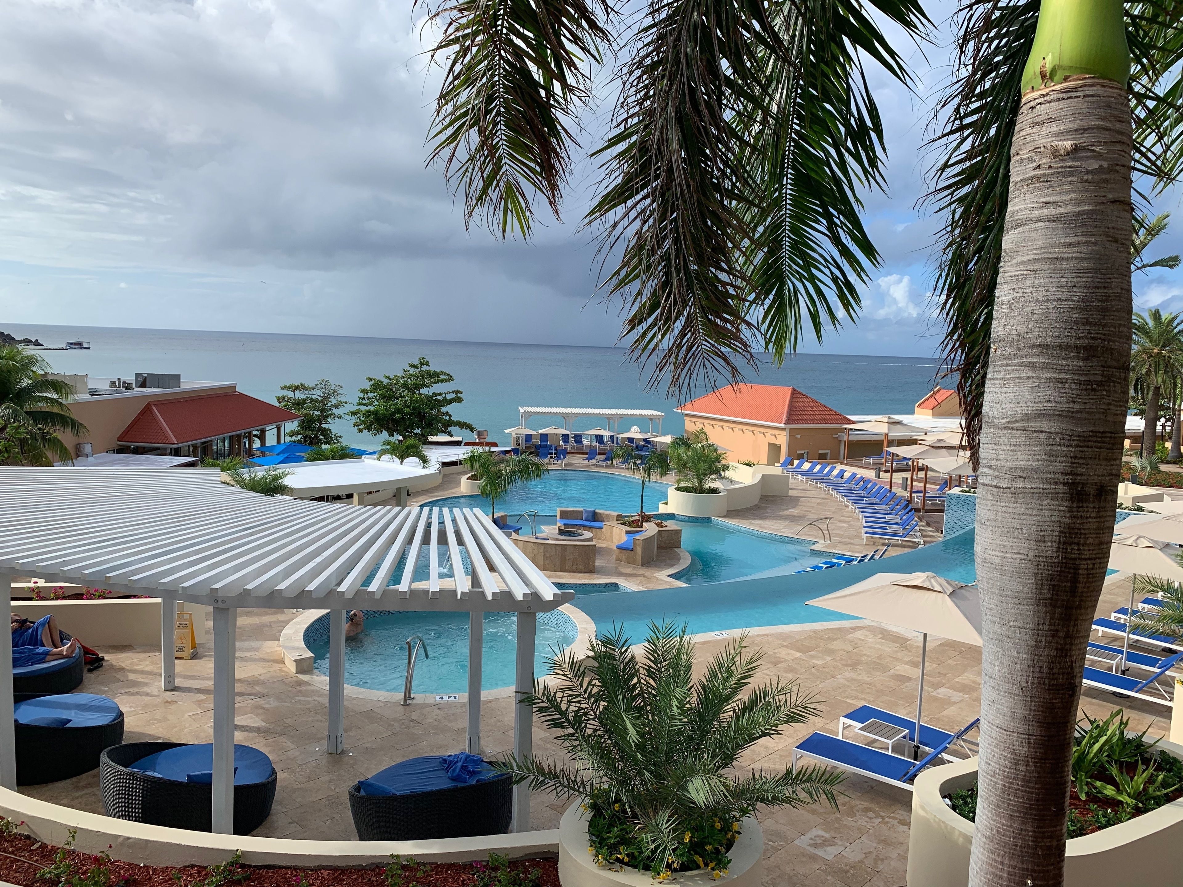 3 outdoor pools, pool umbrellas, sun loungers