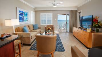 Surmatelas, coffres-forts dans les chambres, bureau, rideaux occultants