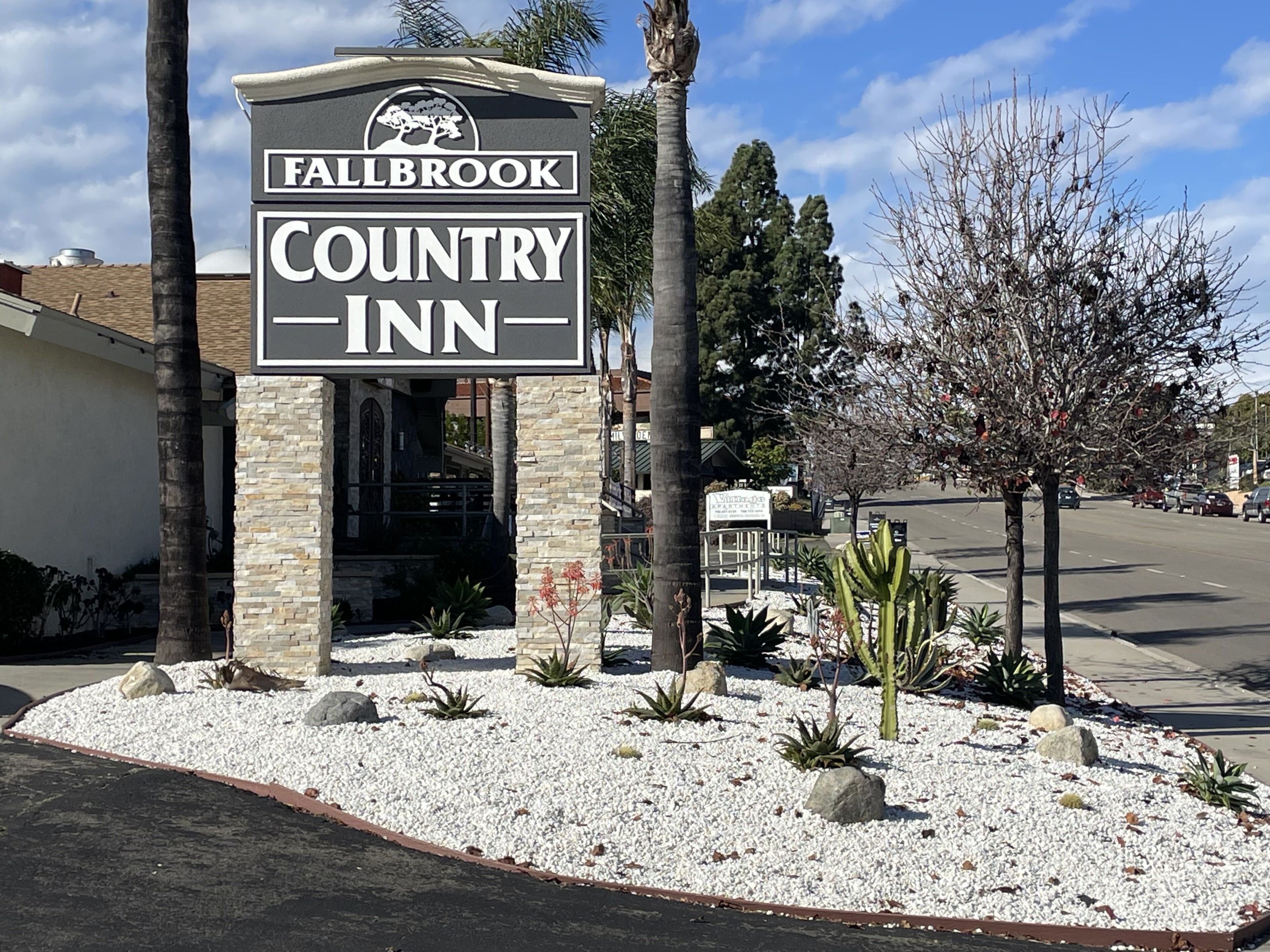 Photo - Fallbrook Country Inn