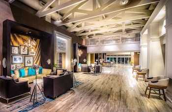 Hotel entrance and lobby at DoubleTree Resort by Hilton Grand Key - Key West