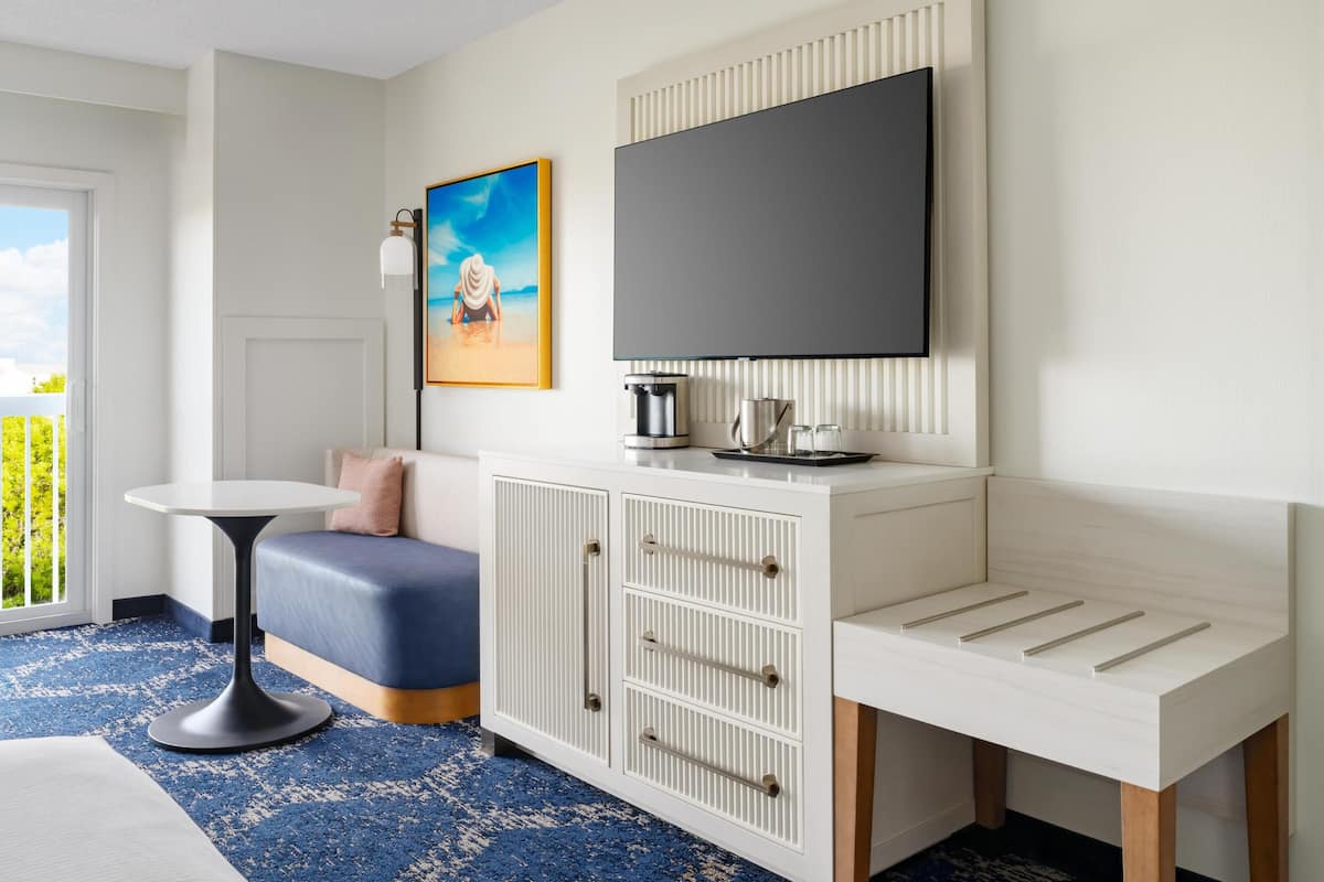 40-inch LED TV with cable channels, TV, pay movies