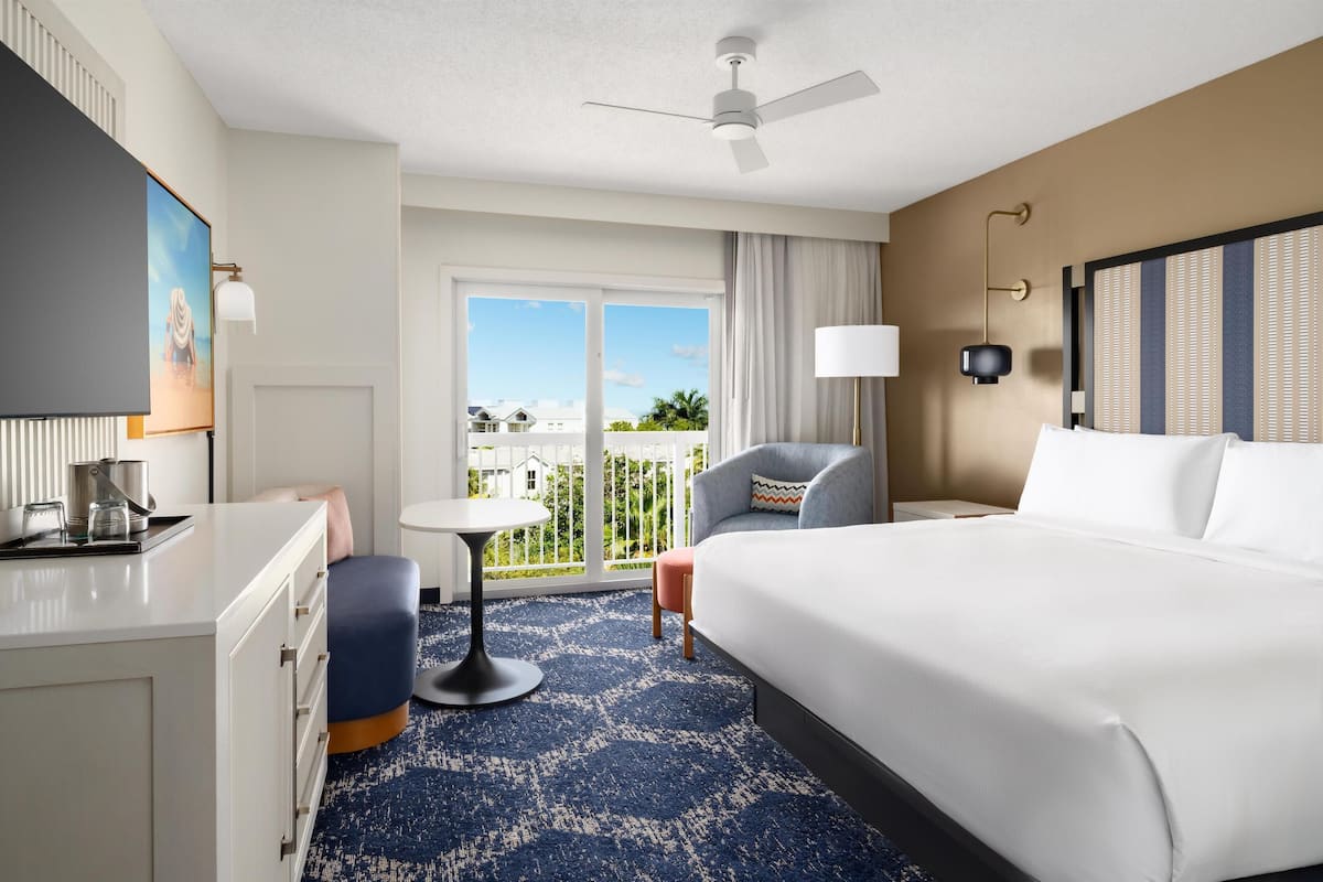 Premium bedding, down duvets, in-room safe, desk