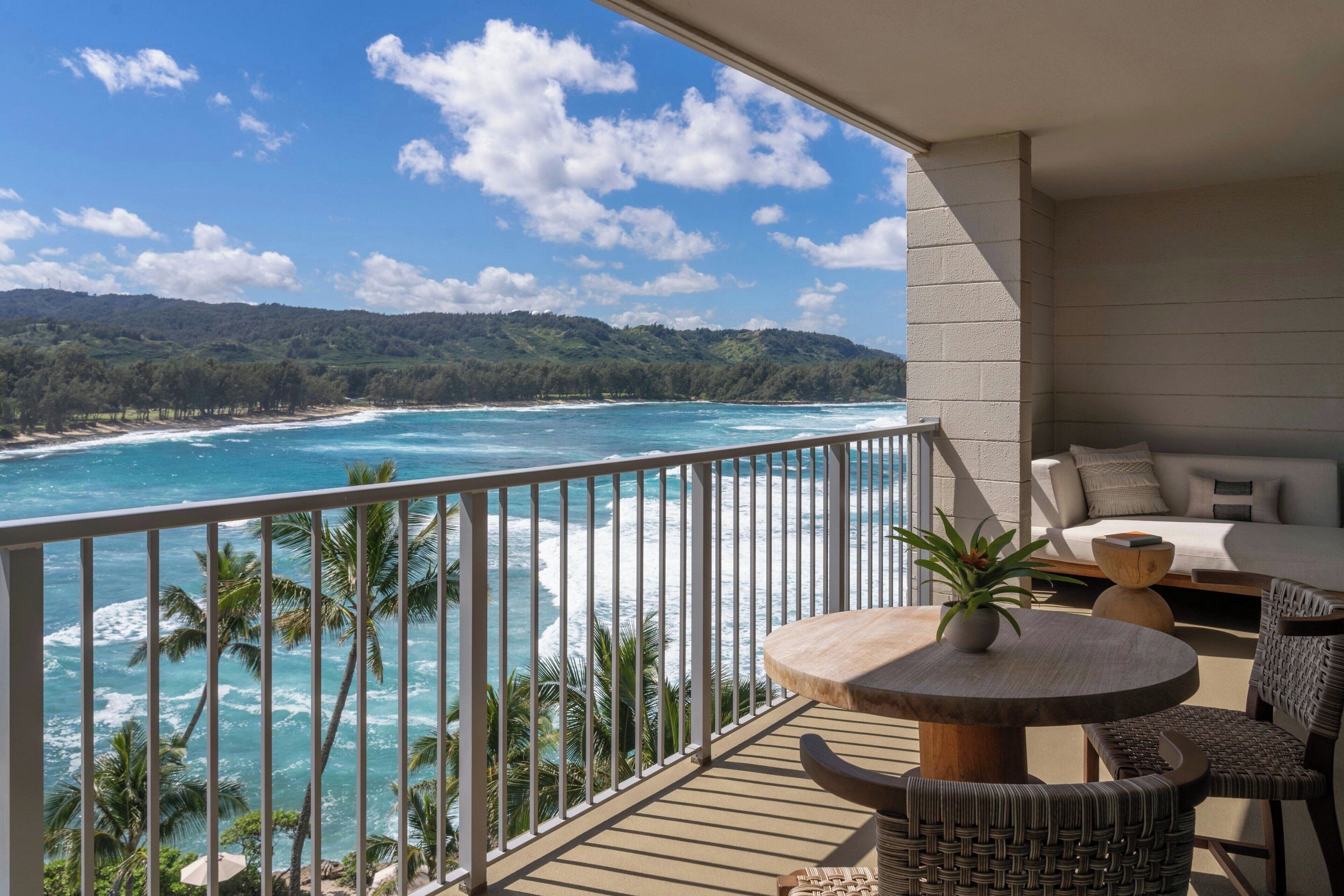 クラブ スイート 1 ベッドルーム | 低刺激性寝具、羽毛の掛け布団、セーフティボックス (室内)、客室ごとに異なる装飾