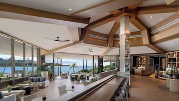Executive-lounge