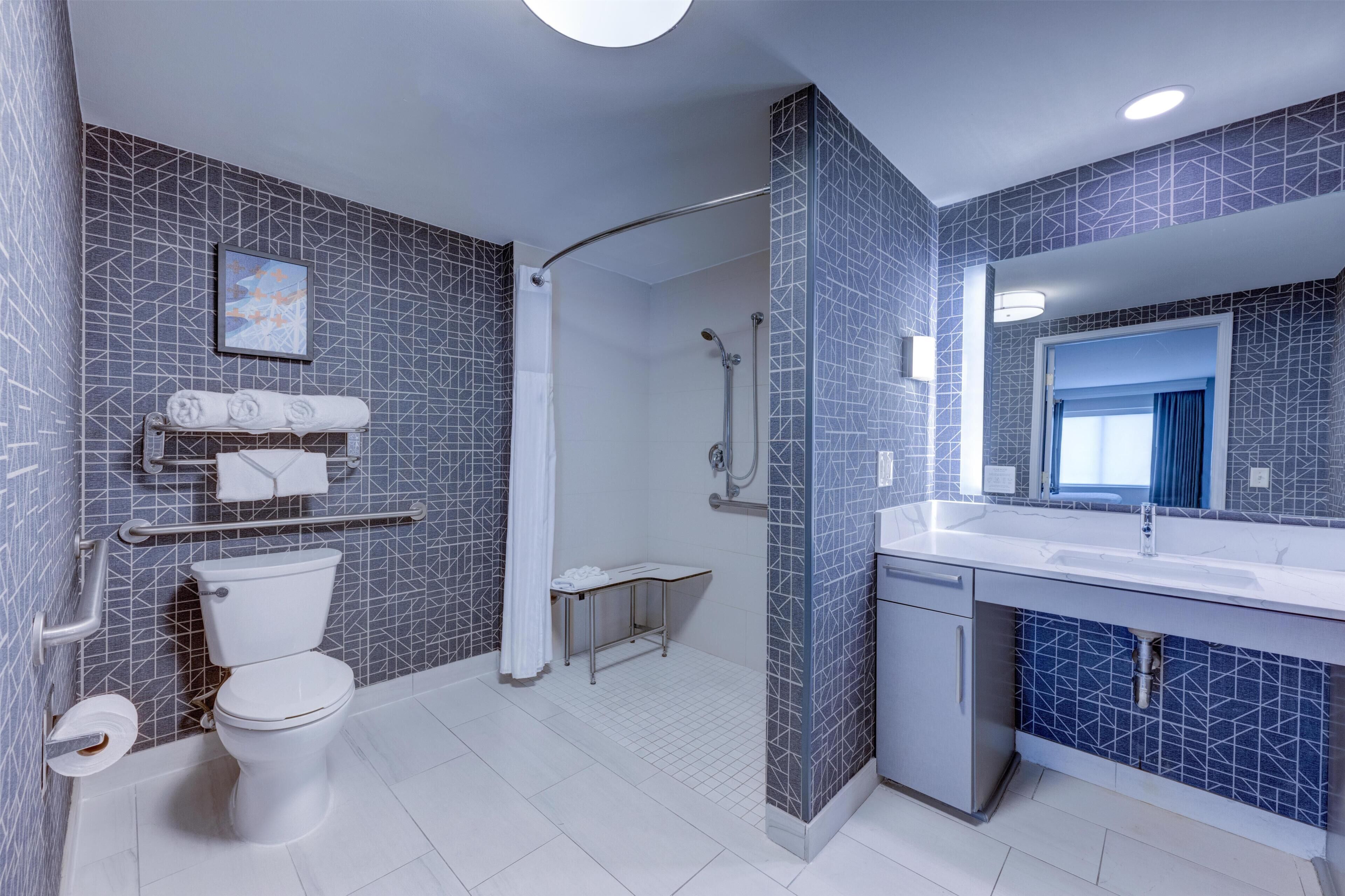 Suite, 2 Queen Beds, Accessible, Non Smoking (Roll-in Shower) | Bathroom shower