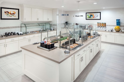 Homewood Suites by Hilton Anaheim-Main Gate Area