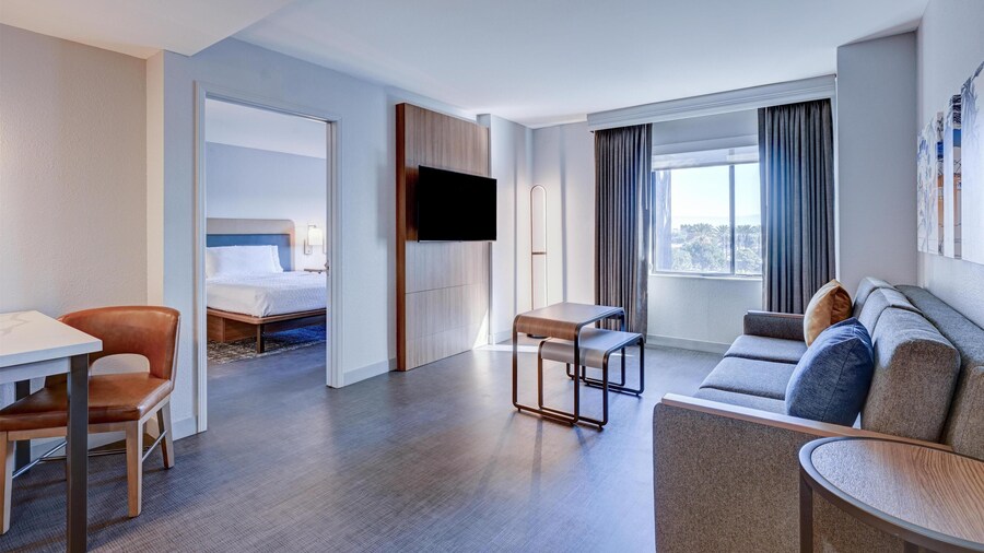 Homewood Suites by Hilton Anaheim-Main Gate Area