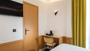 Superior Double Room | In-room safe, individually decorated, individually furnished, desk