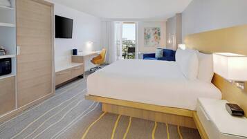 Hypo-allergenic bedding, in-room safe, desk, laptop workspace