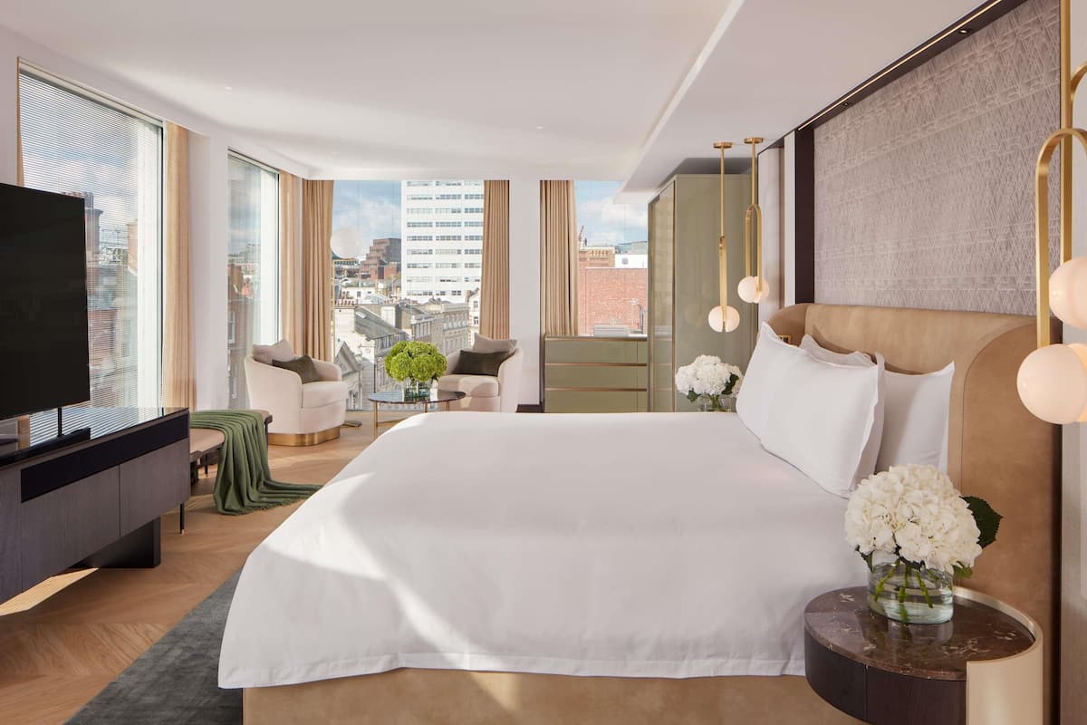 Penthouse, 1 Double Bed | Premium bedding, minibar, in-room safe, desk