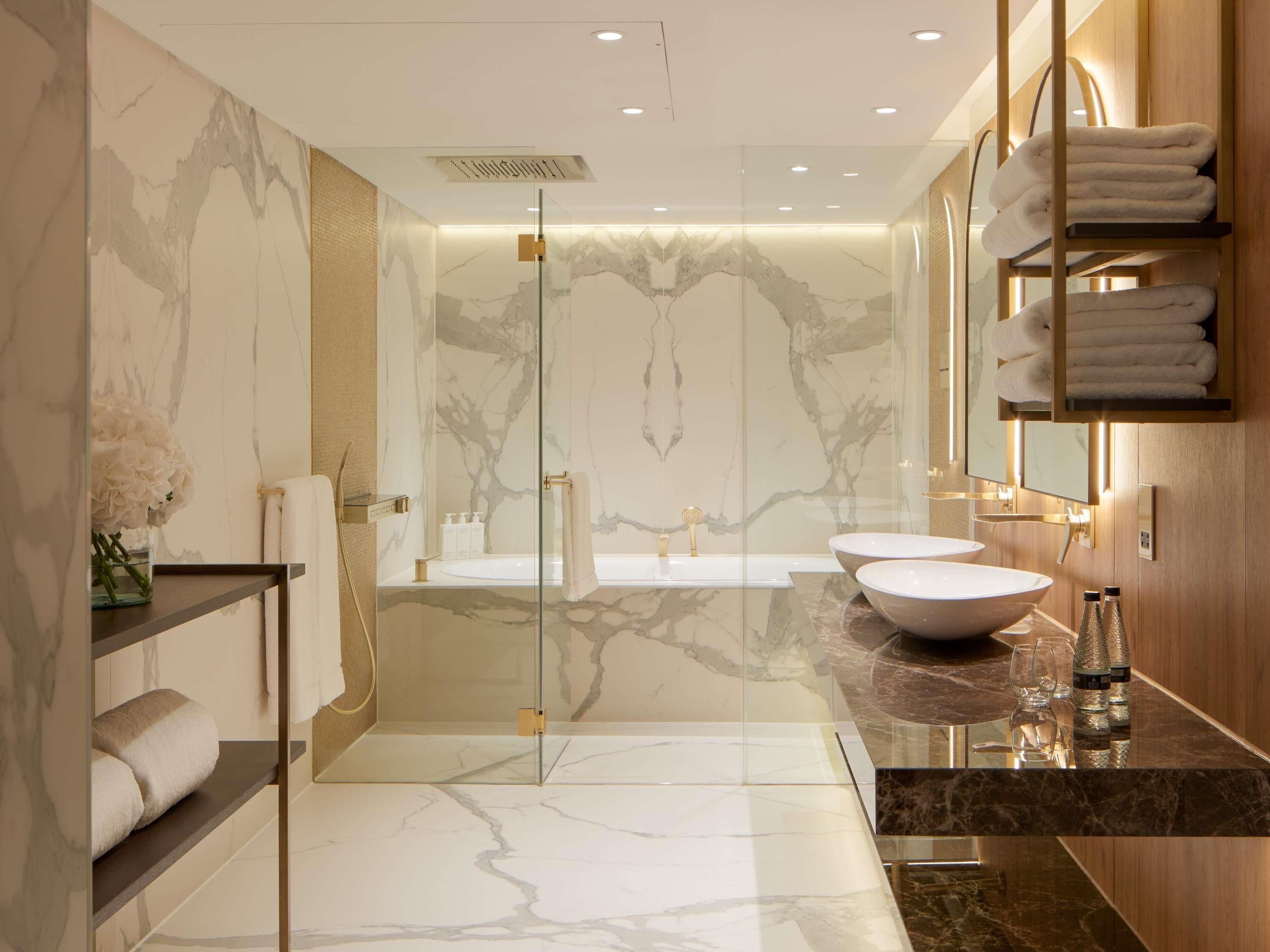 Photo - St Martins Lane London, a Morgans Originals hotel