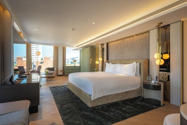 Penthouse (London Eye View) | Premium bedding, minibar, in-room safe, desk - St Martins Lane London, a Morgans Originals hotel (London)