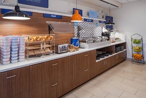 Desayuno continental incluido todos los días