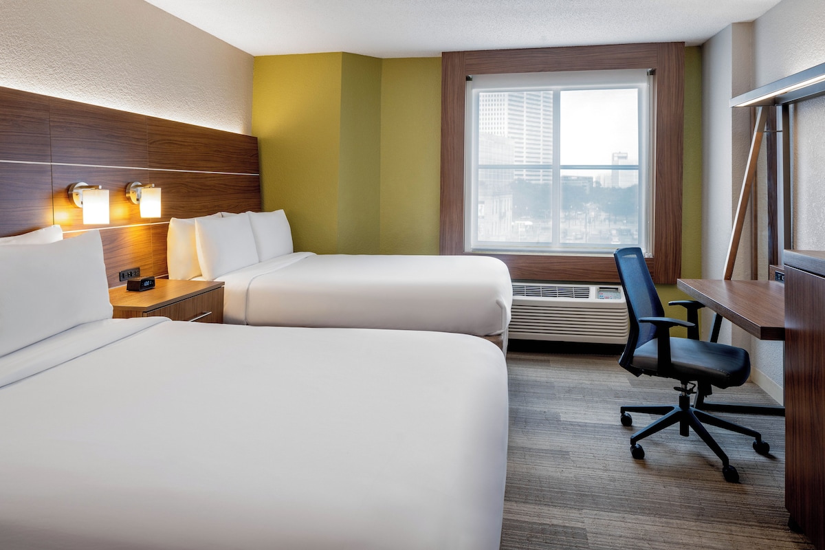 Standard Room, 2 Double Beds | Premium bedding, in-room safe, desk, blackout drapes