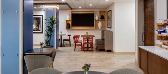 Holiday Inn Express New Orleans Downtown by IHG